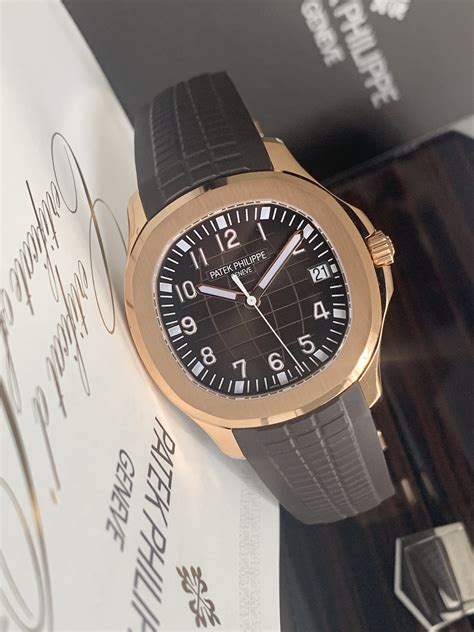 patek philippe aquanaut white rose gold|patek aquanaut retail price.